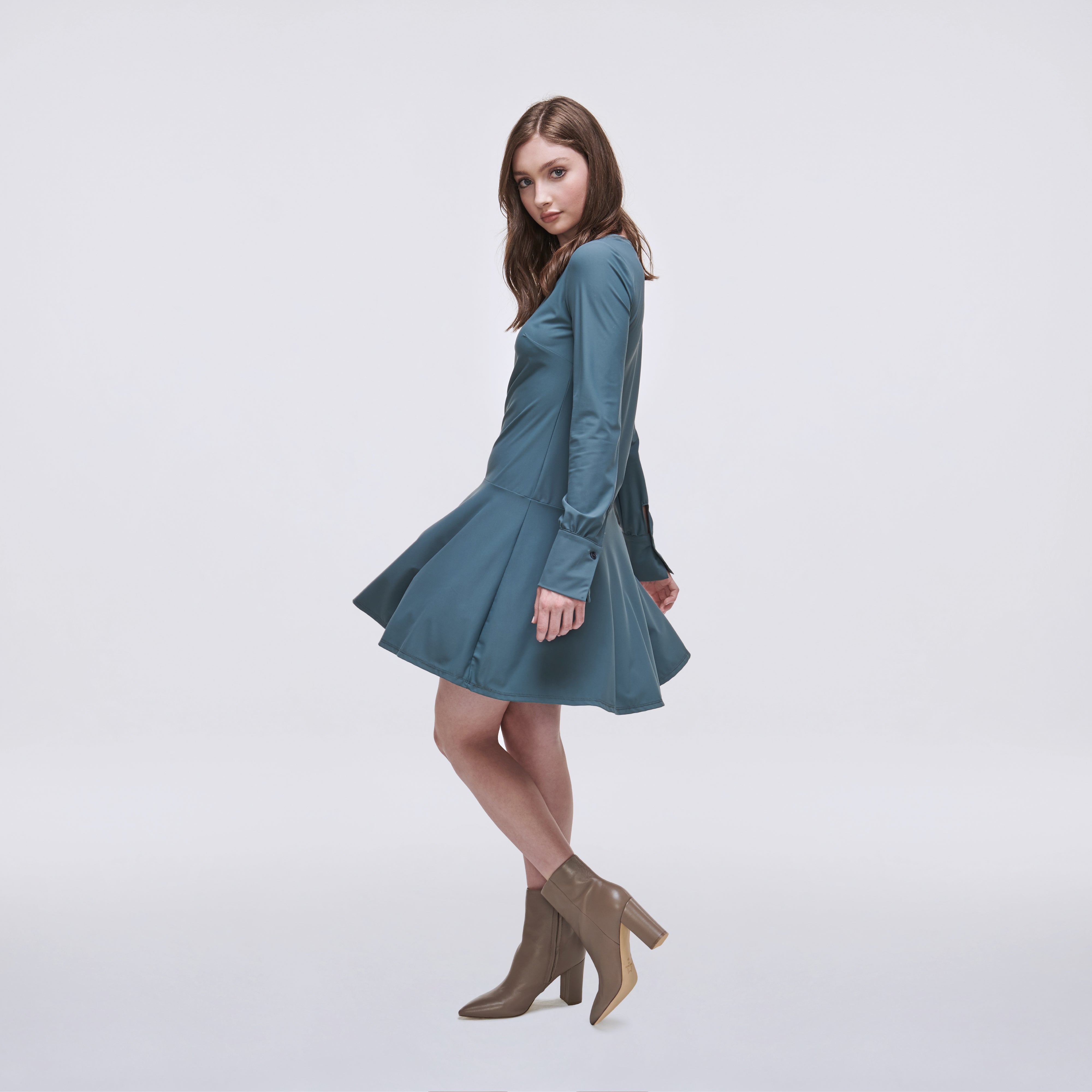 Hazel Drop Waist Dress L / Aubergine Hazel Drop Waist Dress L / Aubergine